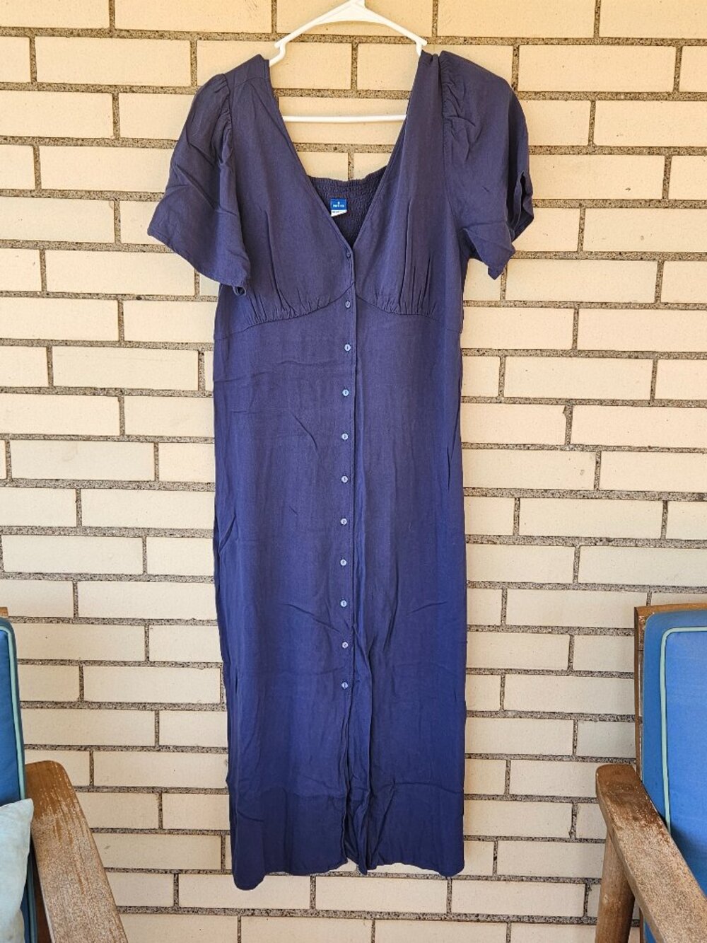 Old Navy Flutter-Sleeve Crepe Midi Dress